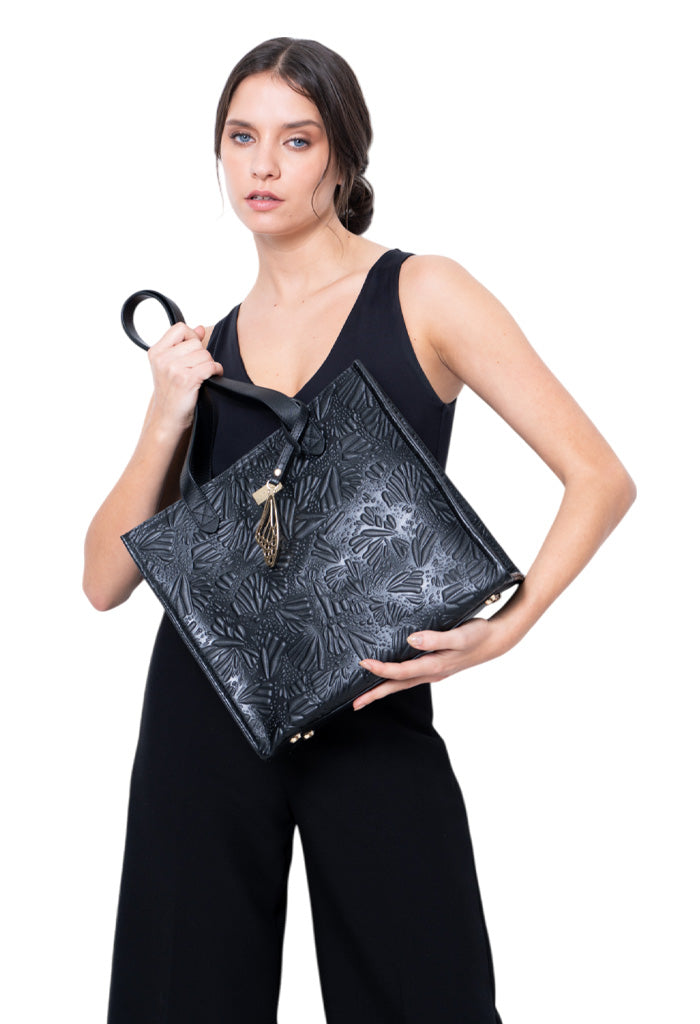 Tote Xunaán Grabado Mariposa Negro