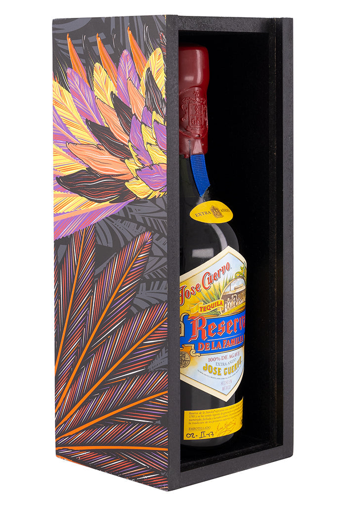 Tequila Reserva de la Familia Águila Real Mexicana