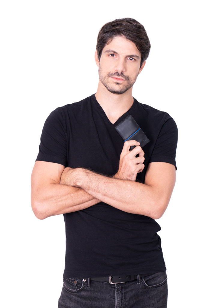 Tarjetero Kukxaan Kanan Negro Ribete Azul Colibrí