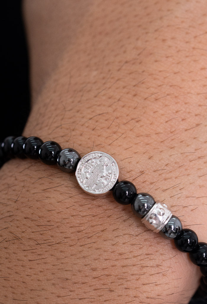 Pulsera San Benito Ónix Hematita Separador Baño Rodio