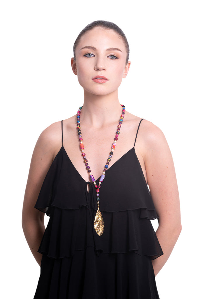 Collar Largo Elementos Seda Dije Hoja Chapa Oro Mini Perlas