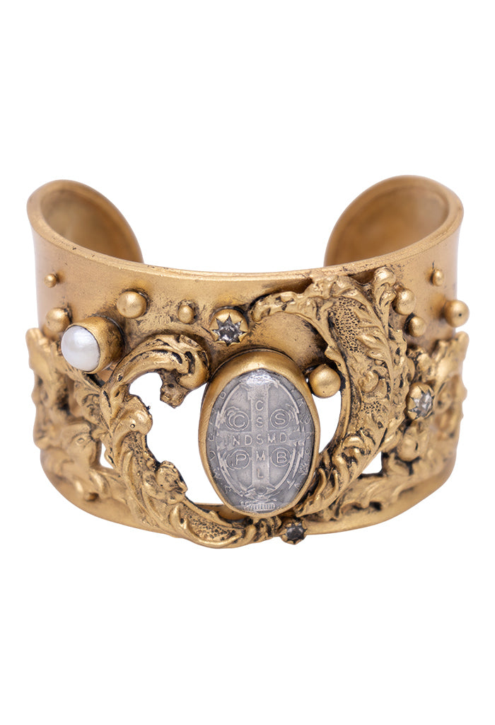 Brazalete Ajustable San Benito Dorado