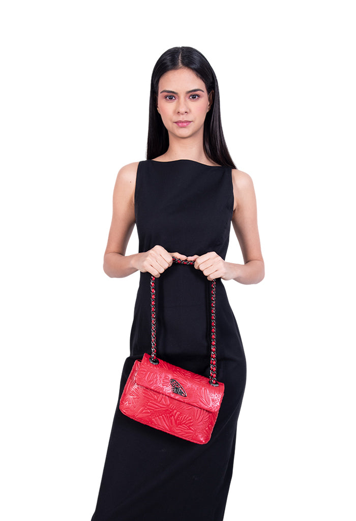 Bolsa Tusbel Piel Mini Herraje Negro Grabado Mariposa