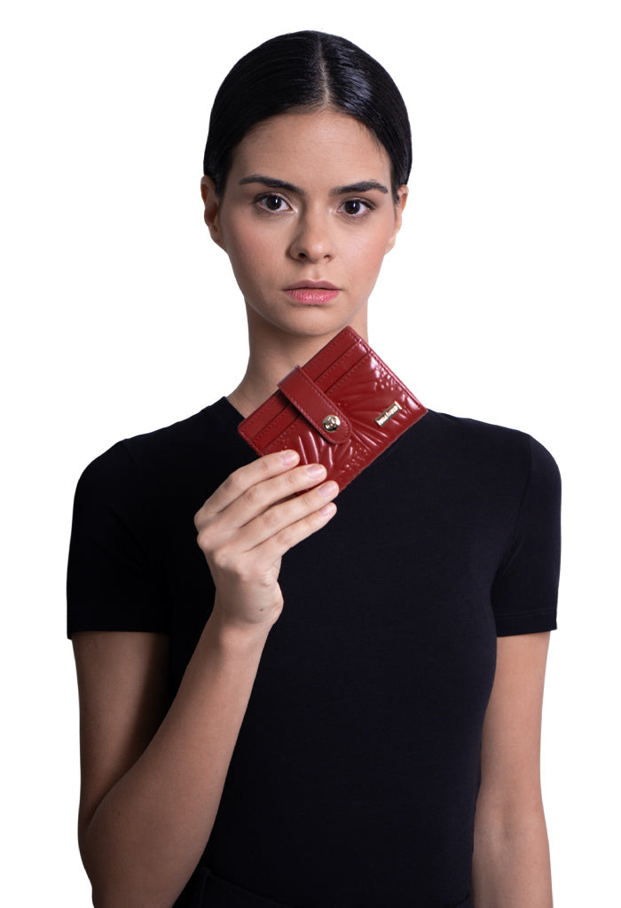 Tarjetero Meent de Piel Grabado Mariposa