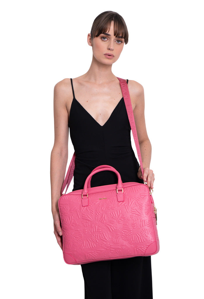 Porta Laptop Tseél de Piel Grabado Mariposa