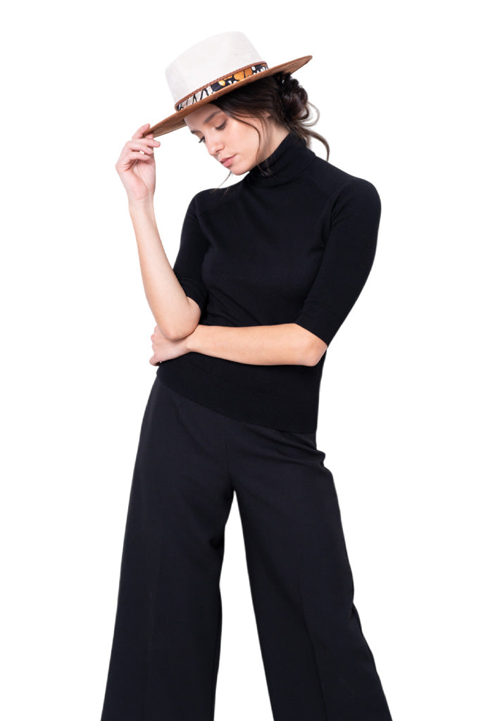 Sombrero Uekpini para Dama Mariposa Macro