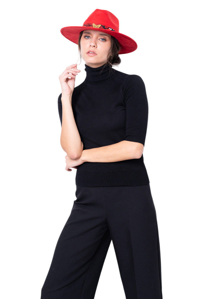 Sombrero Uekpini para Dama Mariposa Macro