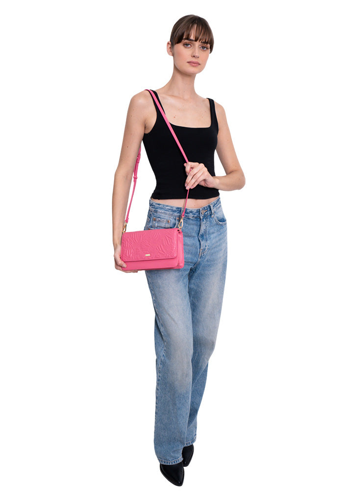 Bolsa Kalan de Piel Grabado Mariposa