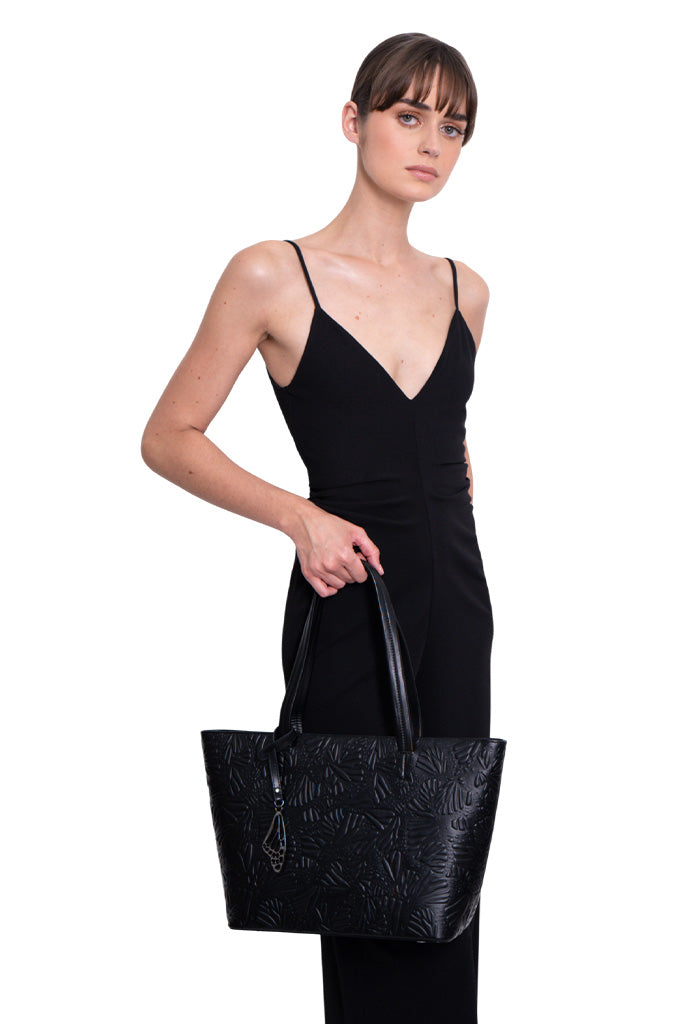 Tote K'iin de Piel Grabado Mariposa