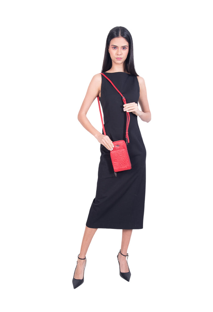 Porta Celular Naab de Piel Grabado Mariposa