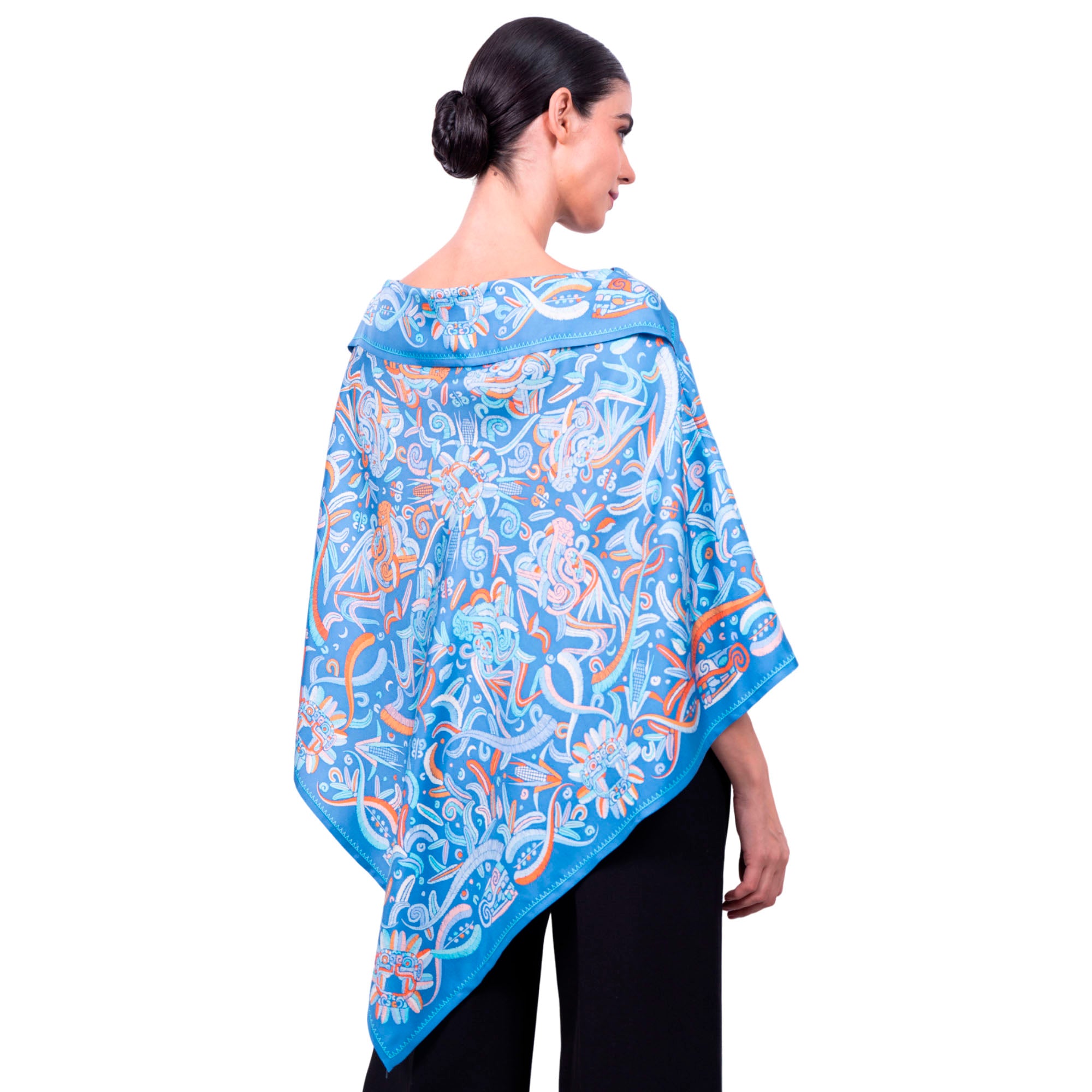 Poncho Quetzalcóatl