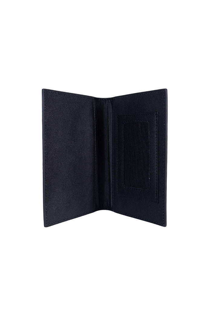 Porta Pasaporte Xuul de Piel Grabado Mariposa