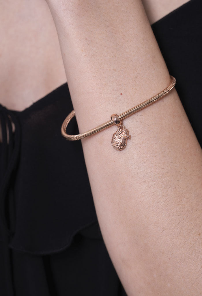 Amuleto para Brazalete Corazón Baño de Oro