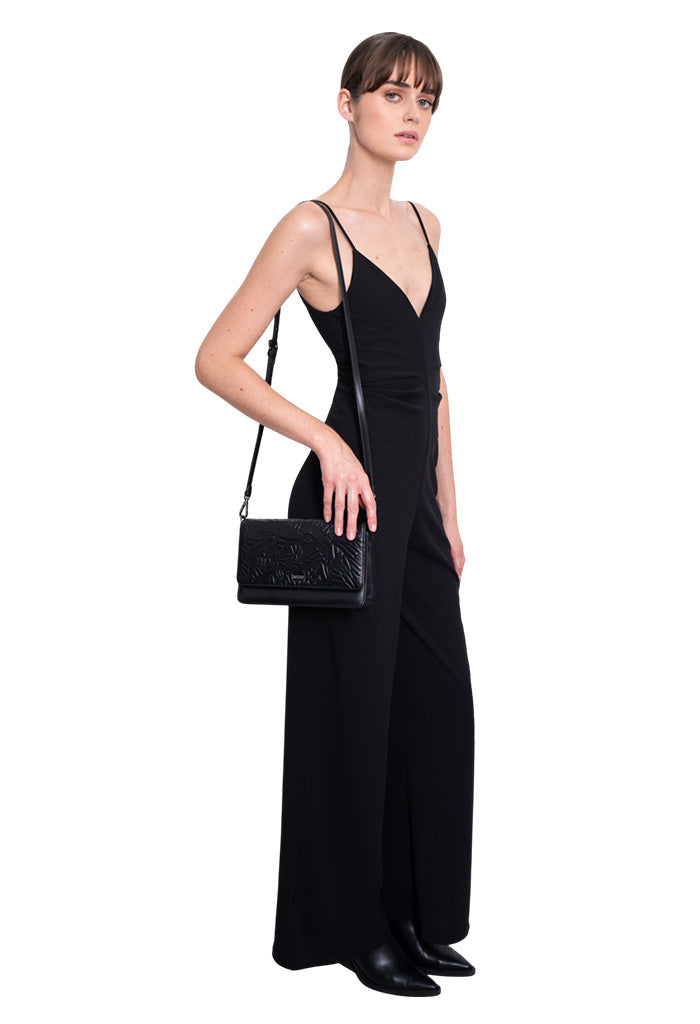 Bolsa Kalan de Piel Grabado Mariposa