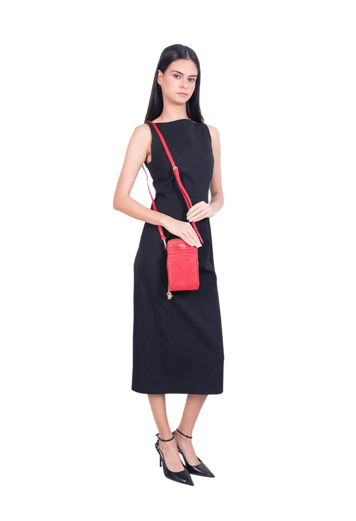 Porta Celular Naab de Piel Grabado Mariposa