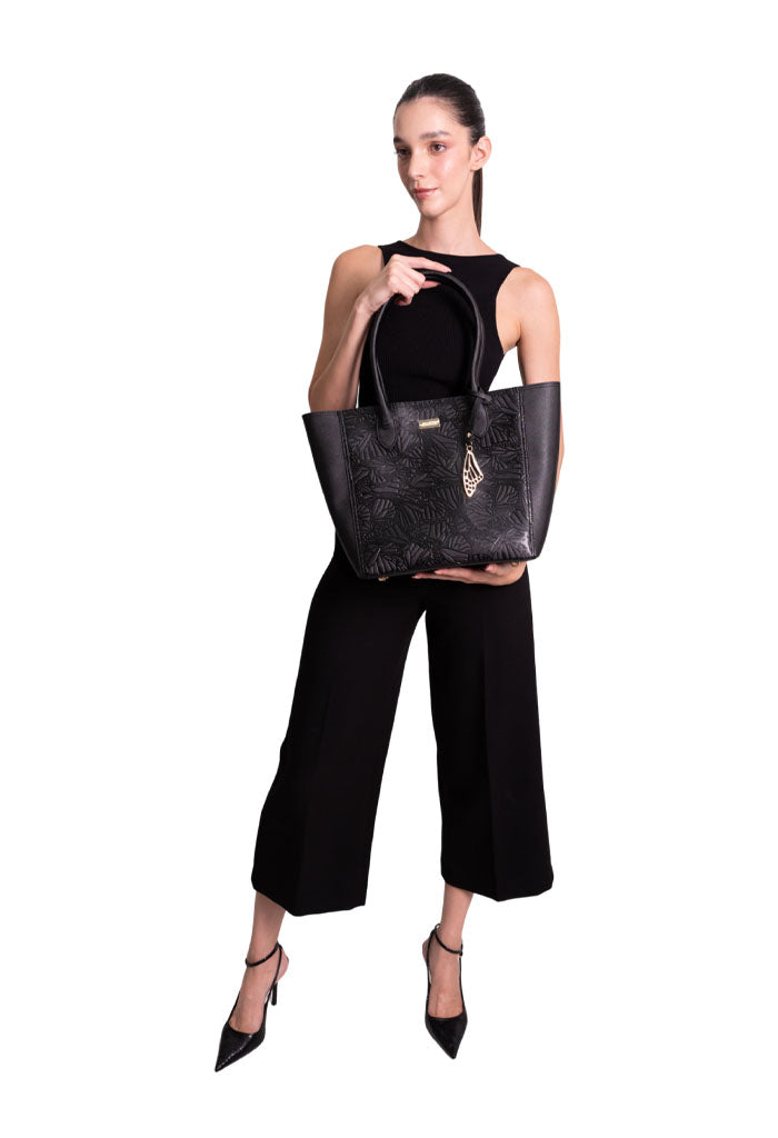 Tote Kuuch Saffiano Grabado Mariposa Negro