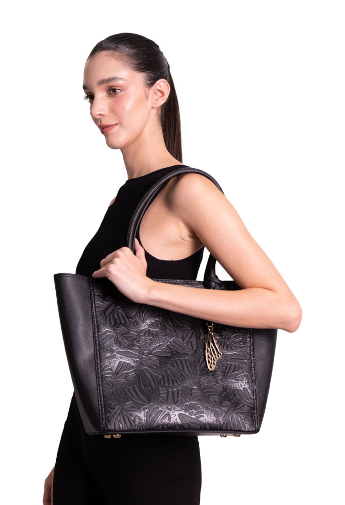 Tote Kuuch Saffiano Grabado Mariposa Negro