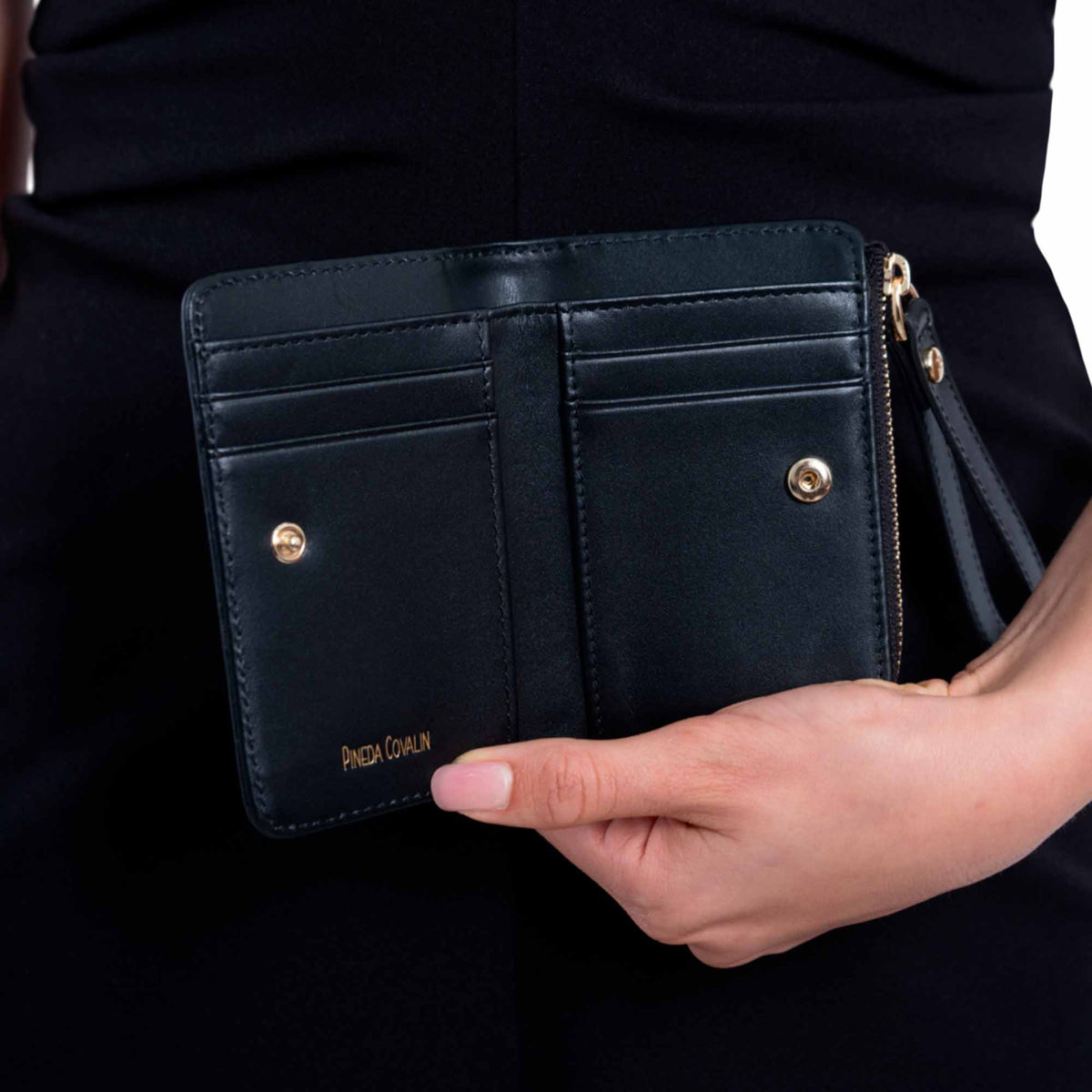 Cartera Naay Piel Pineda Covalin Grabado Cempasúchil