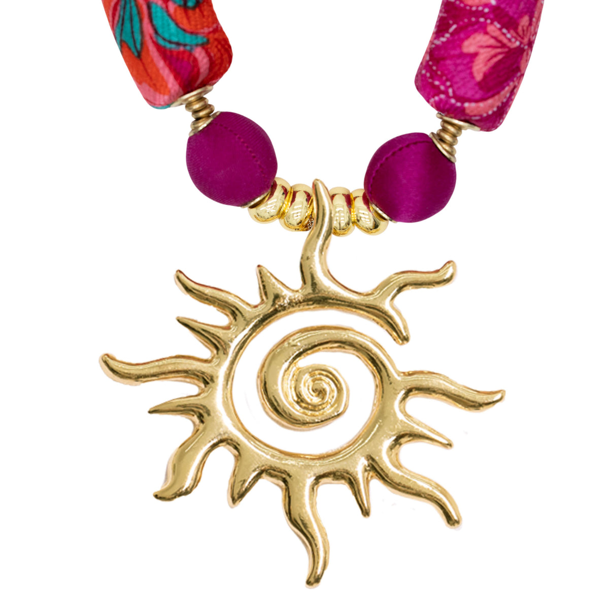 Collar Tubos Cilindro Seda con Elemento Sol