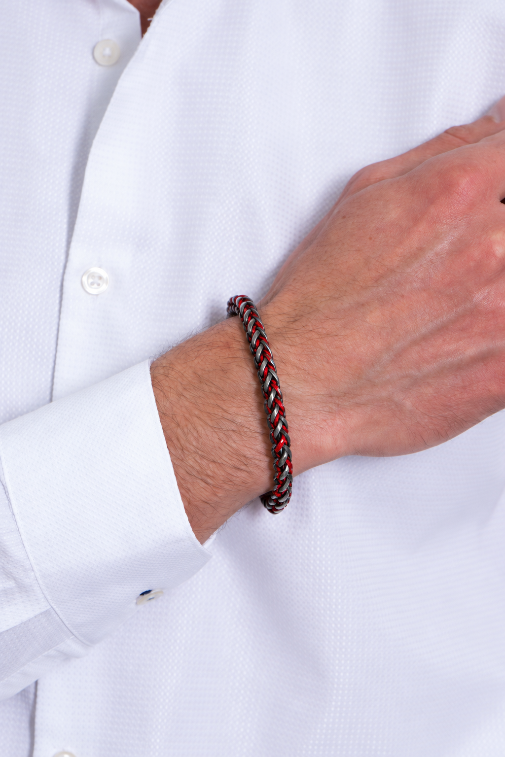 Pulsera Hilo Rojo Acero Broche Negro