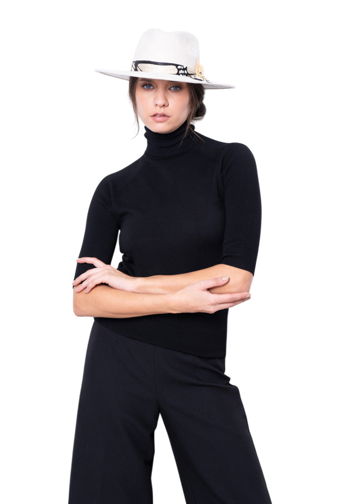 Sombrero Uekpini para Dama Mariposa Macro