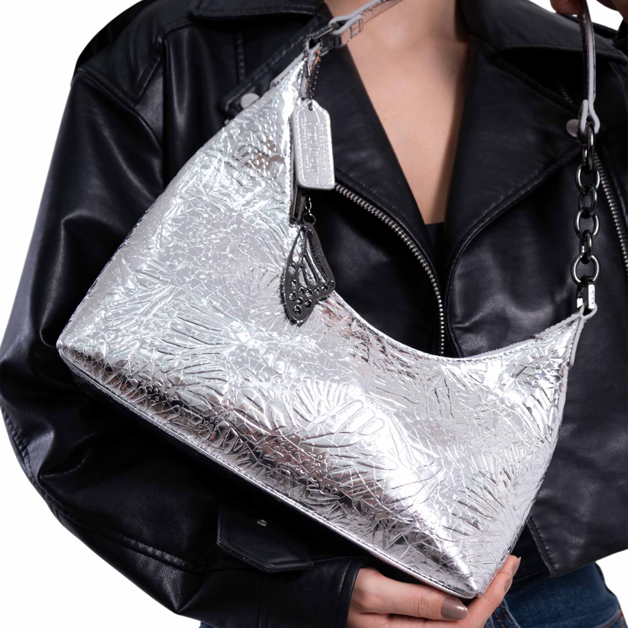 Bolsa Hobo Sáasil Piel Grabado Mariposa