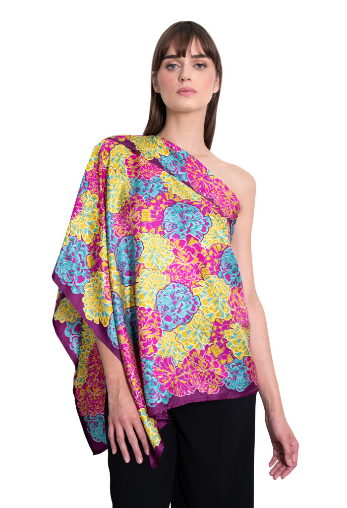 Poncho Cempasúchil Ofrenda