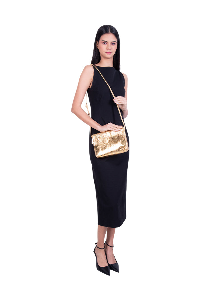 Crossbody Paach de Piel Grabado Mariposa