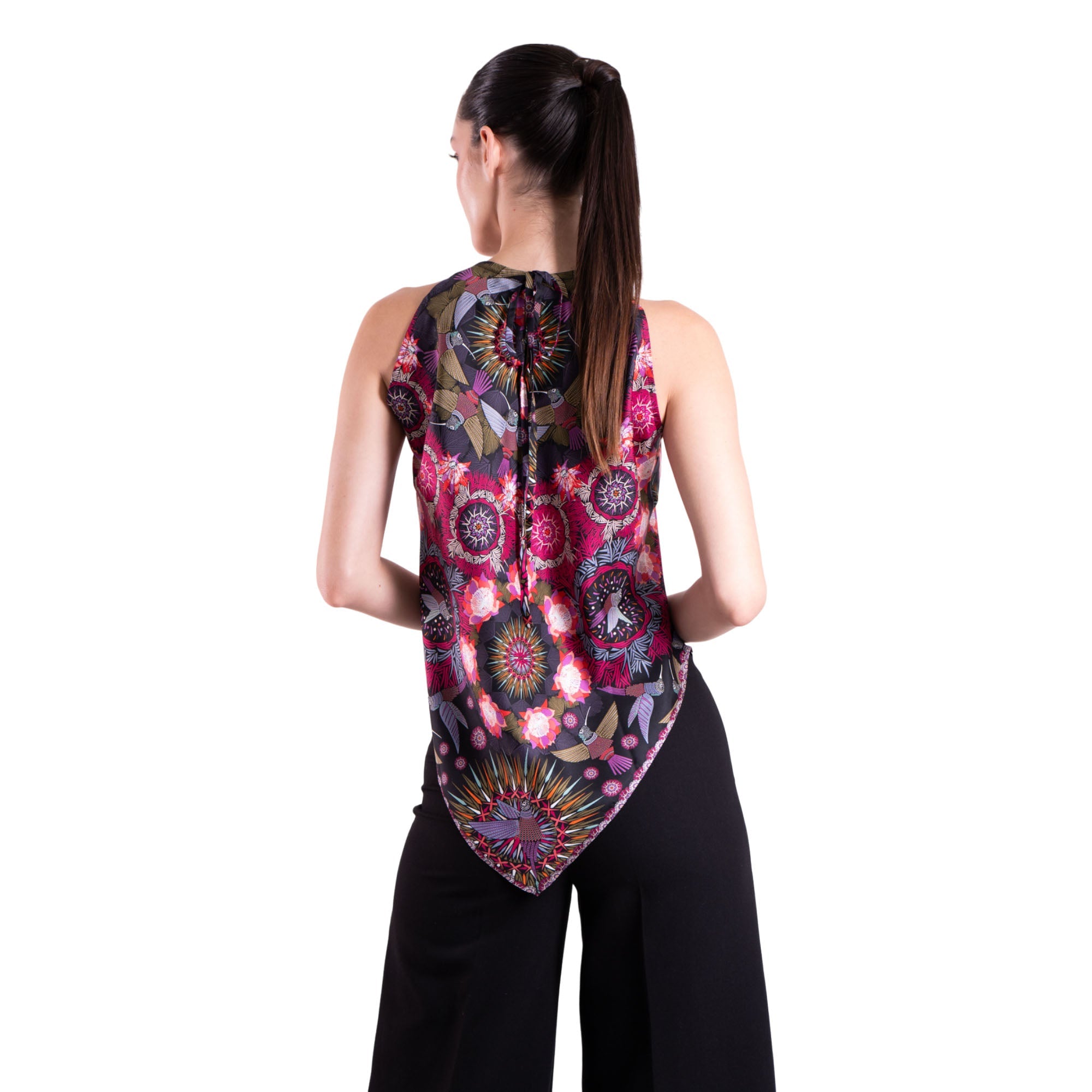 Blusa Cuello Ajustable Colibrí