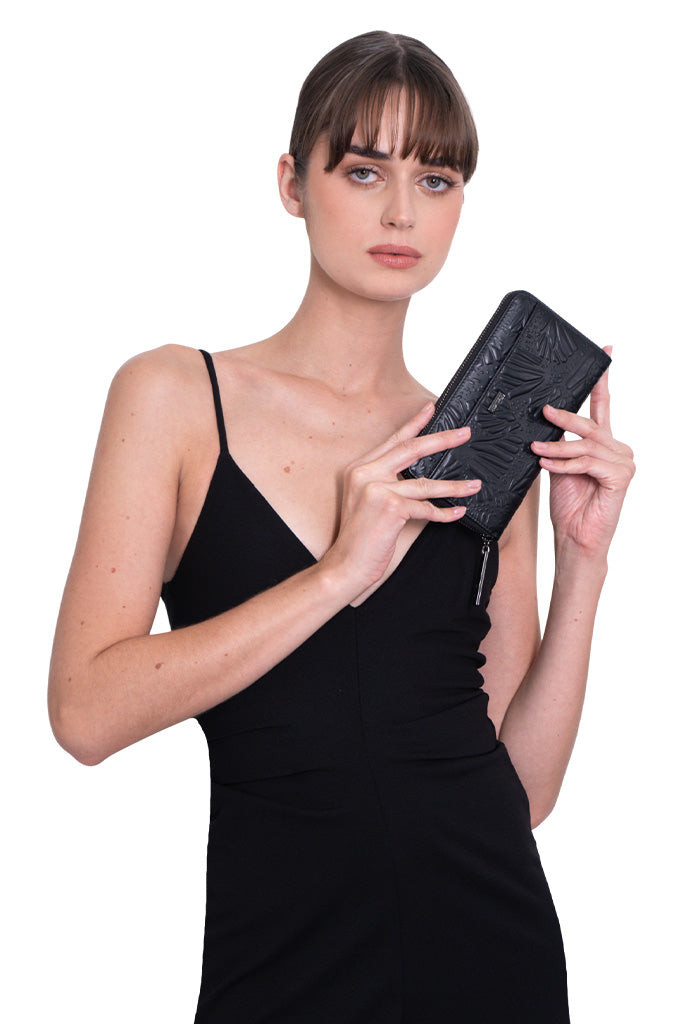 Cartera Grande Piel Grabado Mariposa