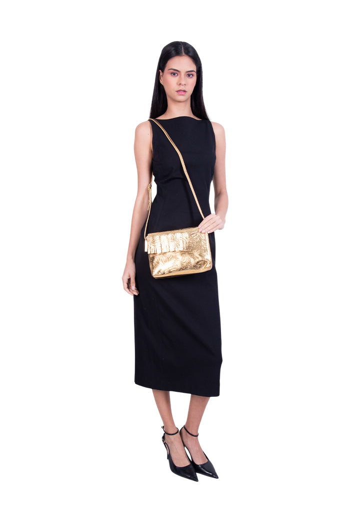 Crossbody Paach de Piel Grabado Mariposa
