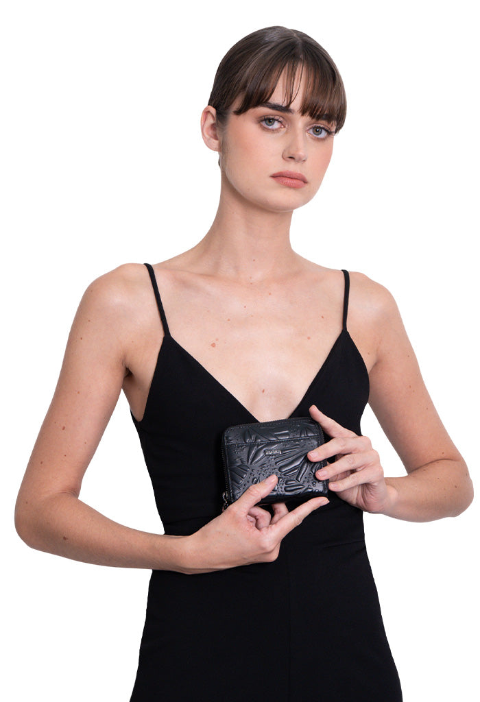 Cartera Chica Piel Grabado Mariposa