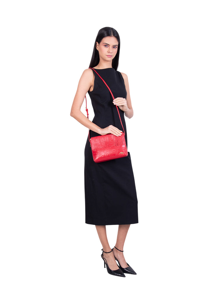 Crossbody Paach de Piel Grabado Mariposa