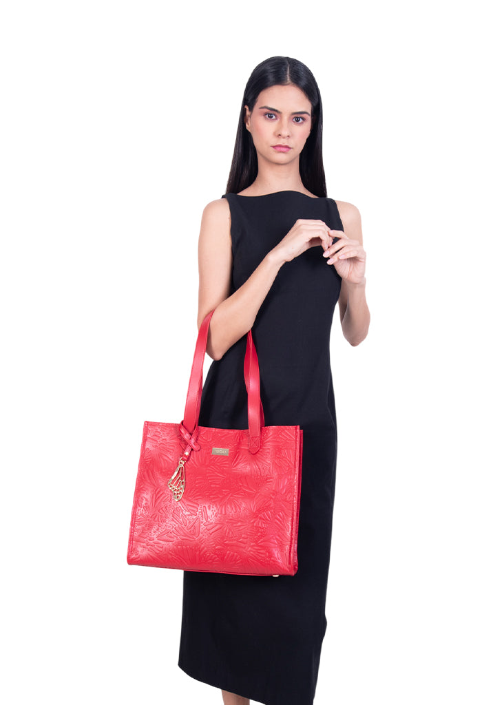 Tote Xunaán de Piel Grabado Mariposa