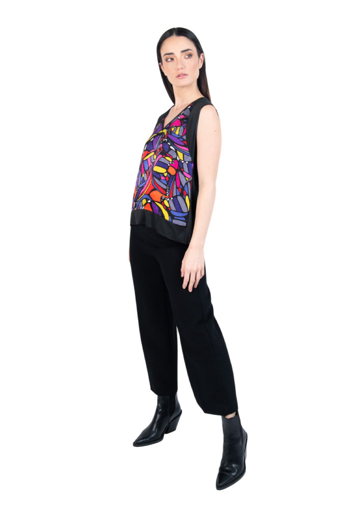 Blusa Caudal Mariposa Abstracta