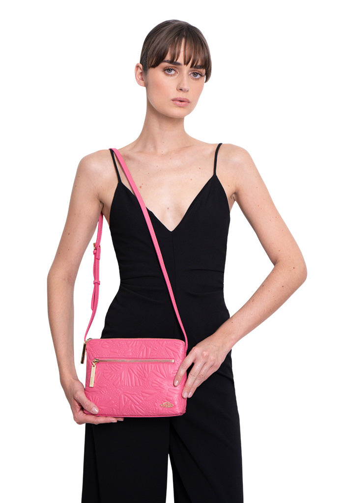 Bolsa Yaakun de Piel Grabado Mariposa