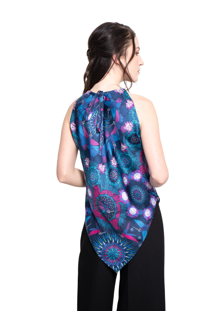 Blusa Cuello Ajustable Colibrí