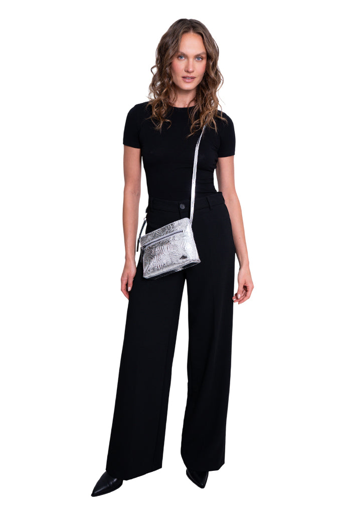 Bolsa Yaakun de Piel Grabado Mariposa