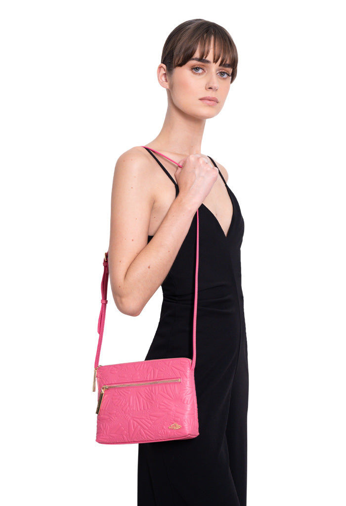 Bolsa Yaakun de Piel Grabado Mariposa