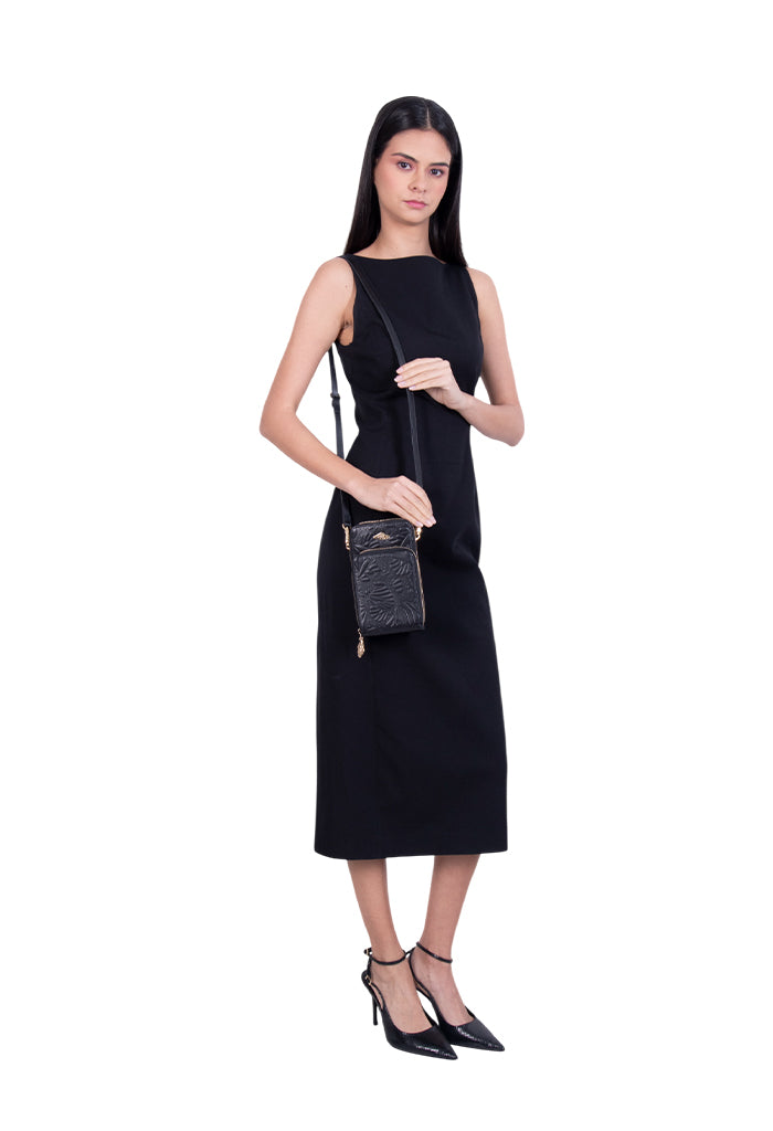 Porta Celular Naab de Piel Grabado Mariposa