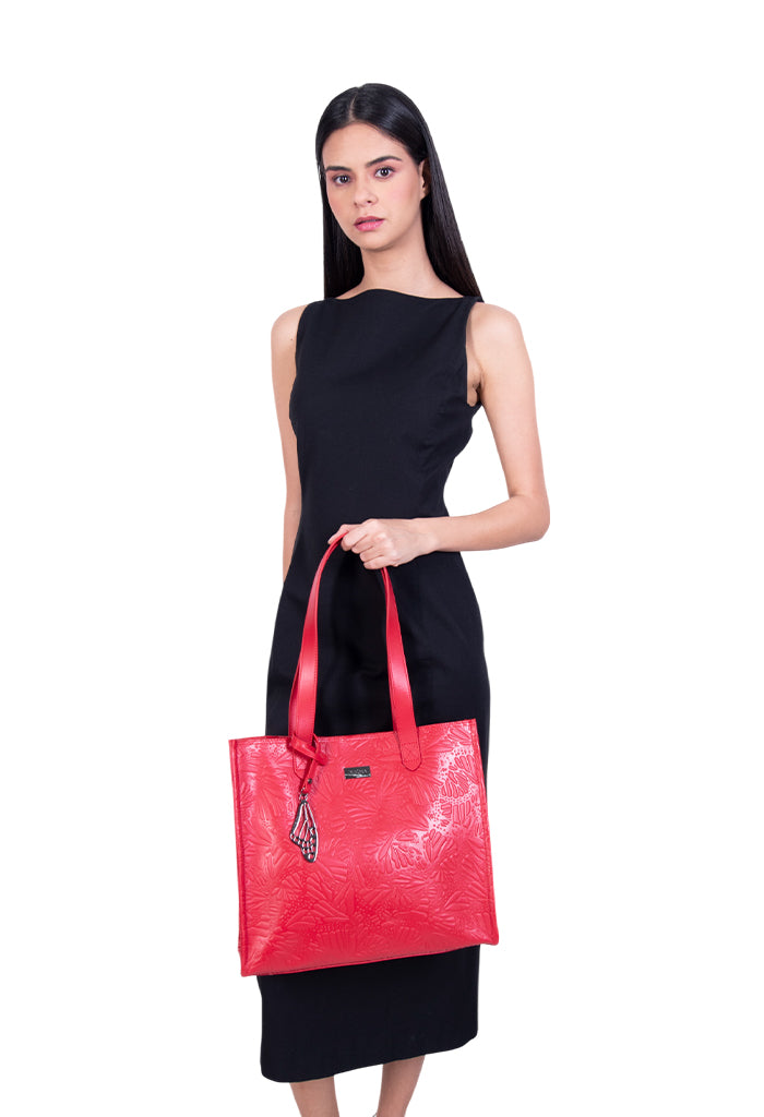 Tote Xunaán de Piel Grabado Mariposa